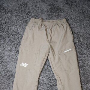 New Balance Men's Medium Woven Track Pants - Khaki Tan Zippered Pocket Joggers